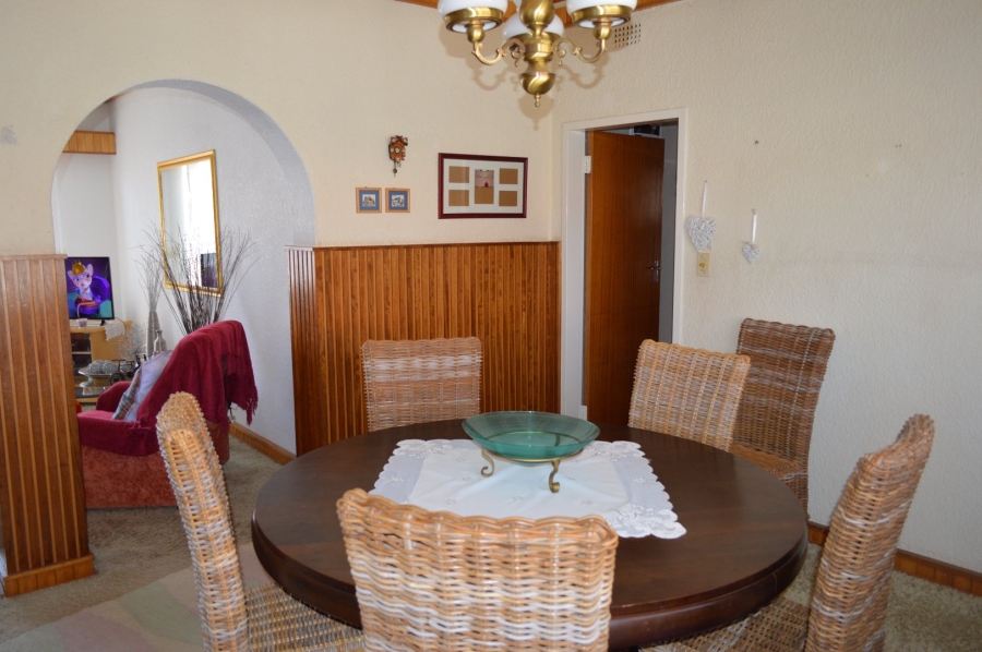 3 Bedroom Property for Sale in Flamwood North West